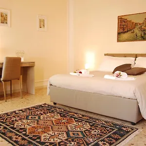Apartment Cozy Quiet Guglie, Venedig